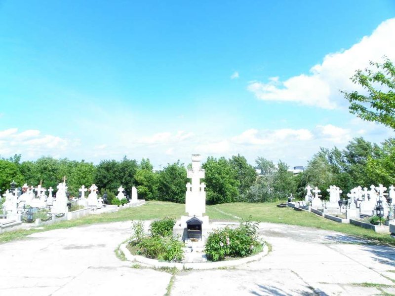 Cimitirul Herastrau 2, Locuri de veci Noi
